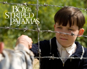 asa_butterfield_in_the_boy_in_the_striped_pyjamas_wallpaper_2_800.jpg